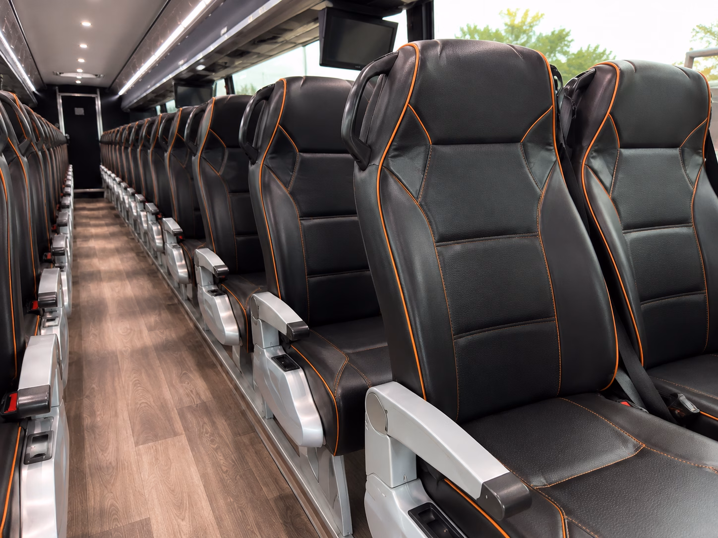holiday and corporate wine tour shuttle buses in lakewood
