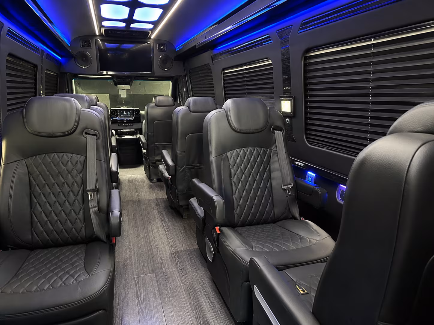 lakewood long distance transportation onboard seating