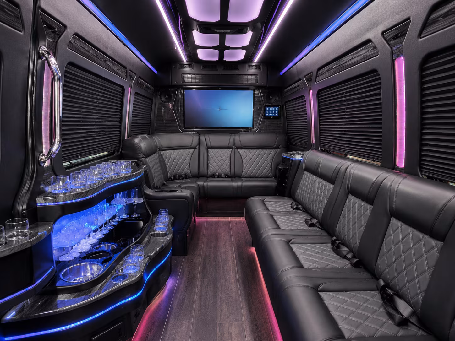red rocks amphitheatre bus rentals for sporting events and concerts